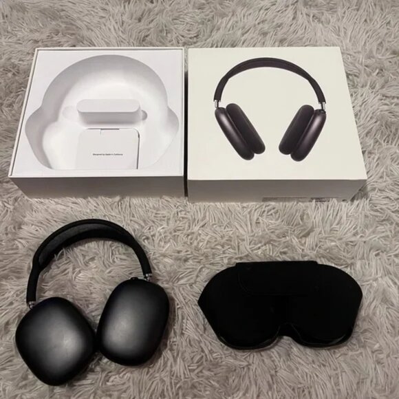 Apple Airpods Pro Max Headphones