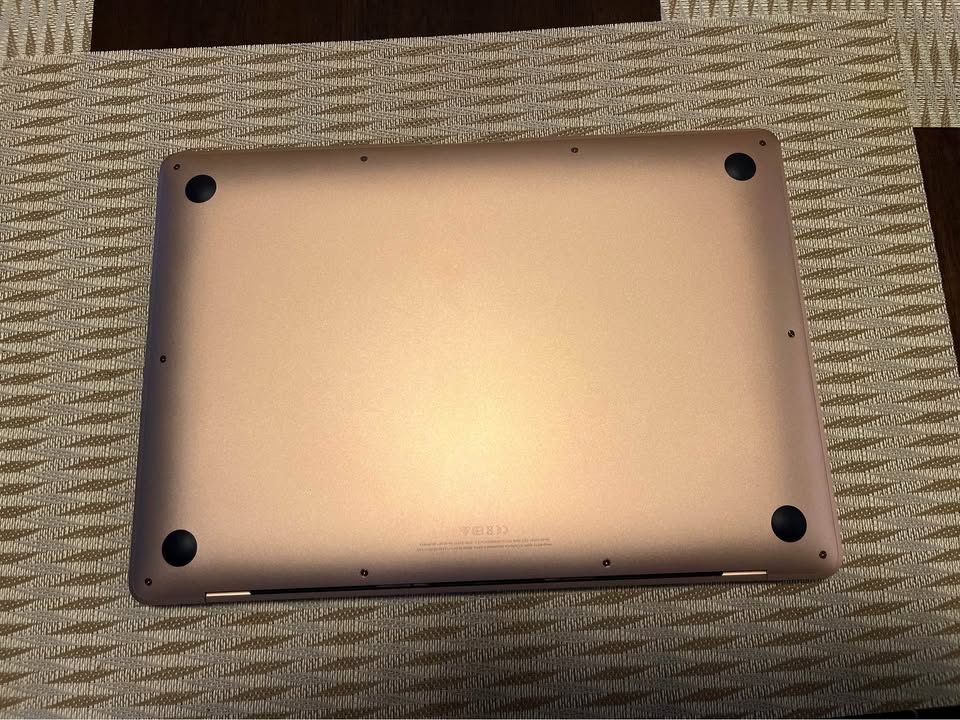 MacBook Air 13.3" Laptop - Apple M1 chip - 8GB Memory - 256GB SSD - Gold 1 MacBook Air 13.3" Laptop - Apple M1 chip - 8GB Memory - 256GB SSD - Gold