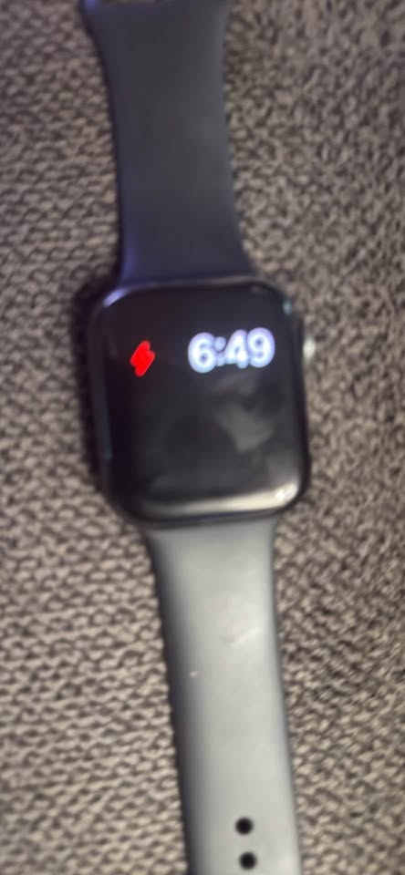 Smart-Watch SE 44mm Aluminum Frame - Read Description