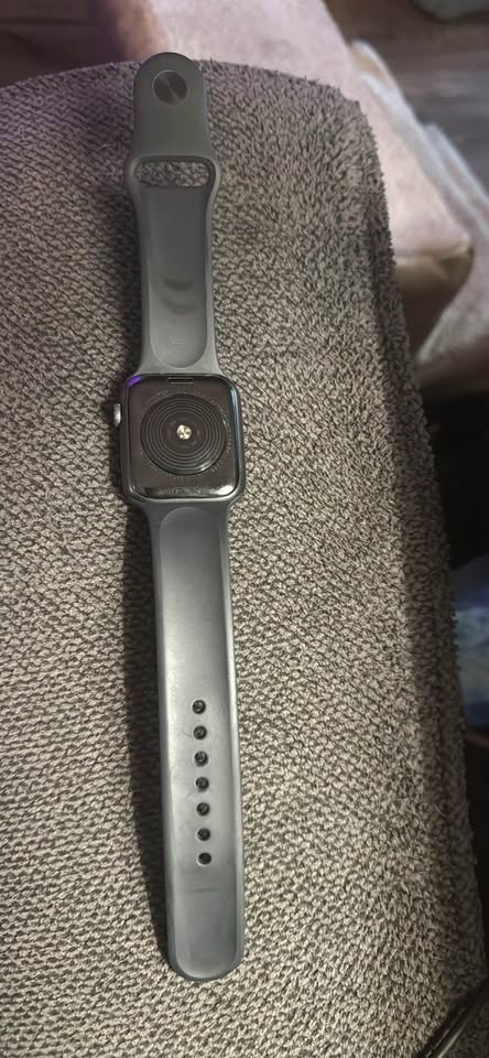 Smart-Watch SE 44mm Aluminum Frame - Read Description 3 Smart-Watch SE 44mm Aluminum Frame - Read Description