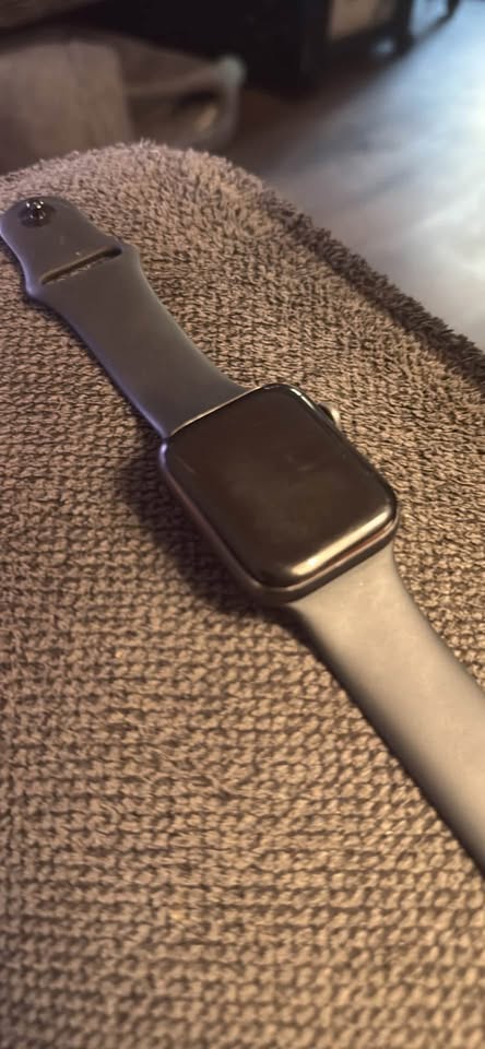 Smart-Watch SE 44mm Aluminum Frame - Read Description 4 Smart-Watch SE 44mm Aluminum Frame - Read Description