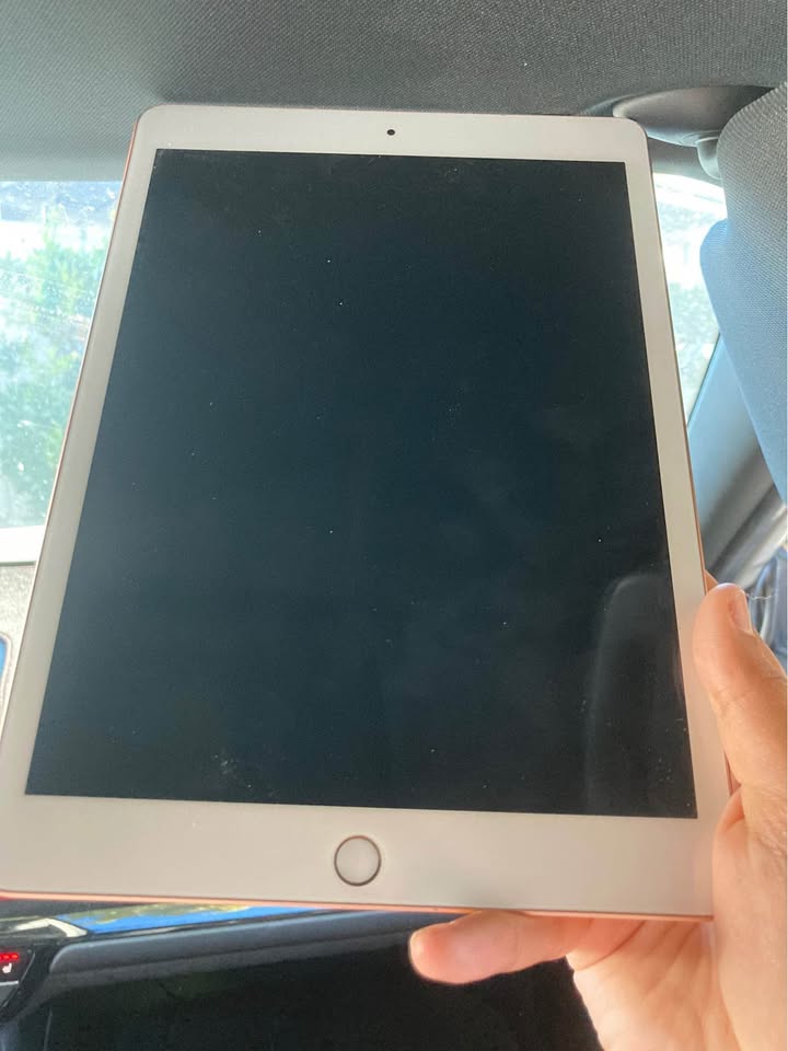 iPad 8th generation 6 iPad 8th generation