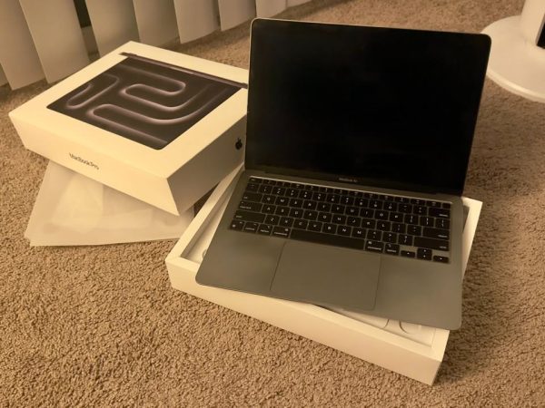 Apple Macbook Air M1 (Student Discount Available)