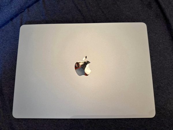 Apple - MacBook Air 13.6