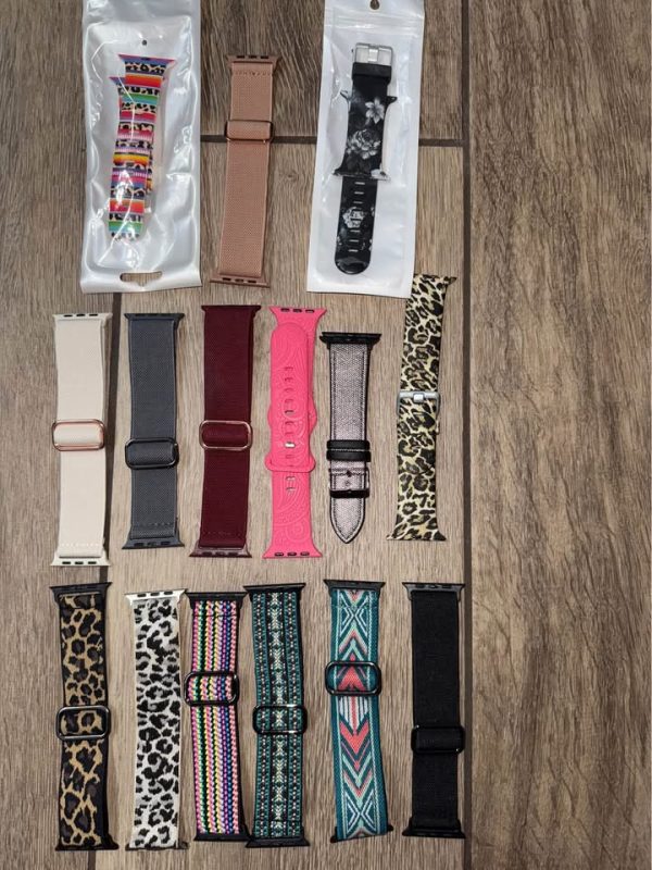 read description before messaging Apple Watch Series 3 42mm