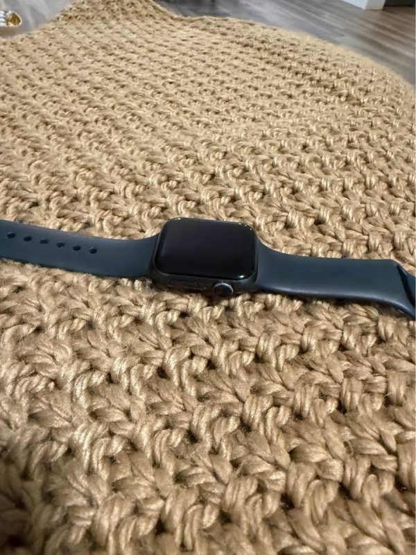 Black Apple Watch Series 6 40mm