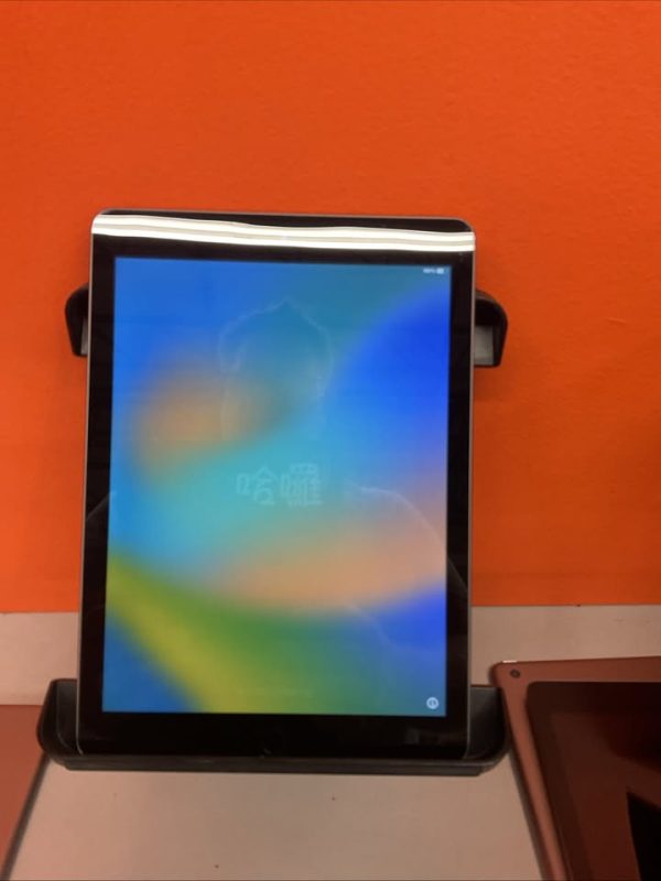 Apple Ipad 5 Bundle Space Gray 32 Gb Wifi Mp2f2ll/a