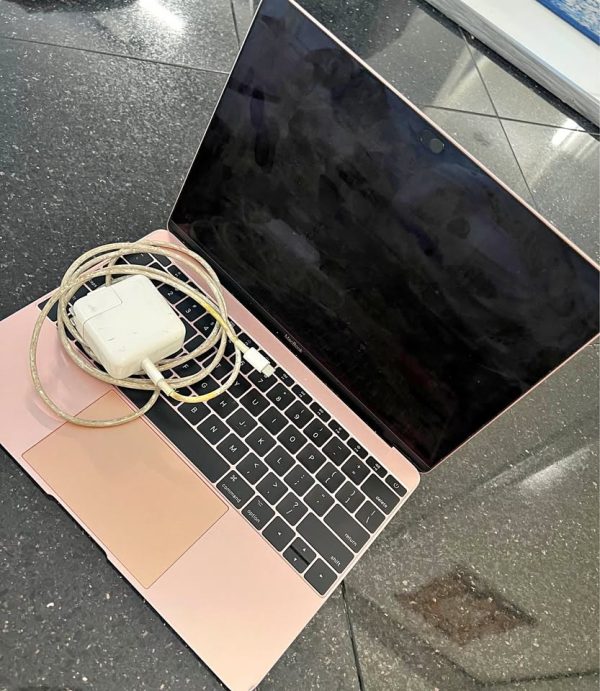 MacBook 2017