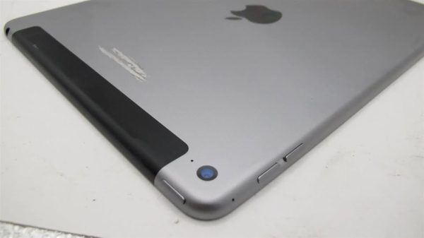 Apple Ipad Air 2nd Gen A1567 9.7