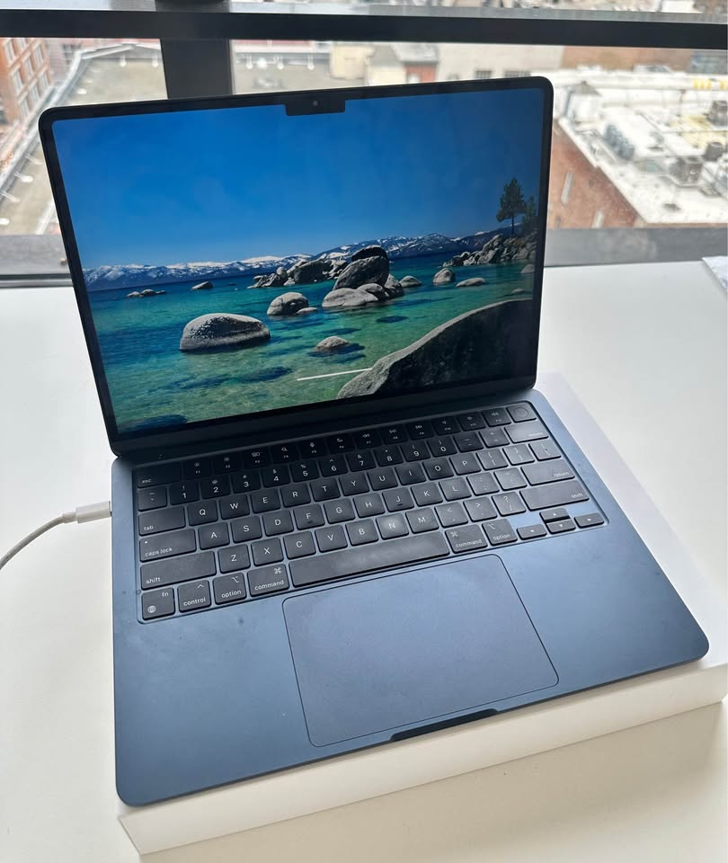 MacBook Air M3 laptop with 24GB RAM 1TB storage, Apple-certified refurbished. with a box and charge. 1 MacBook Air M3 laptop with 24GB RAM 1TB storage, Apple-certified refurbished. with a box and charge.