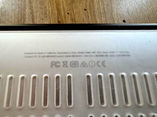 Apple MacBook Air model A1466