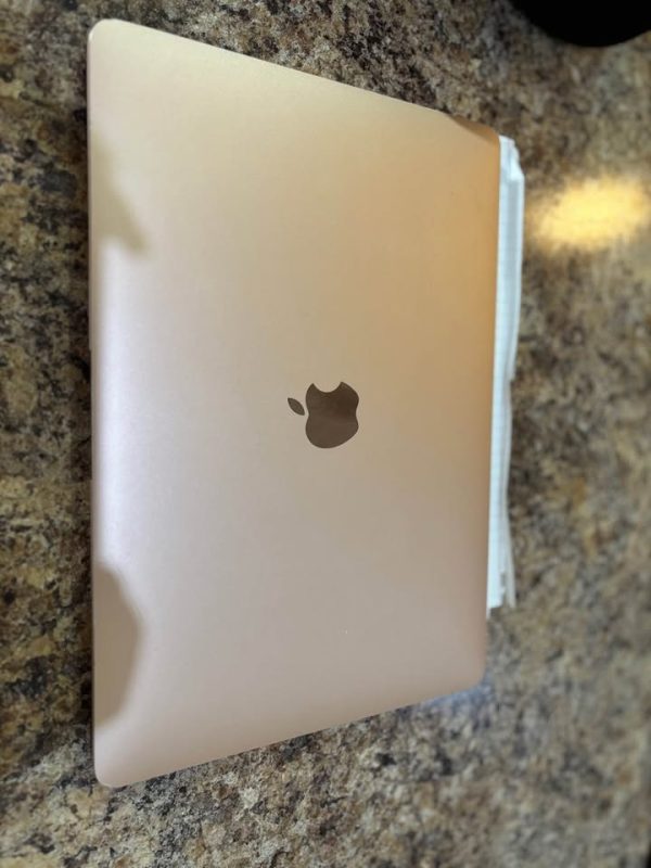 Macbook air M1 2020