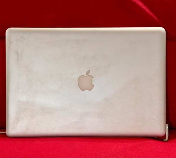 Apple MacBook Pro Laptop Computer