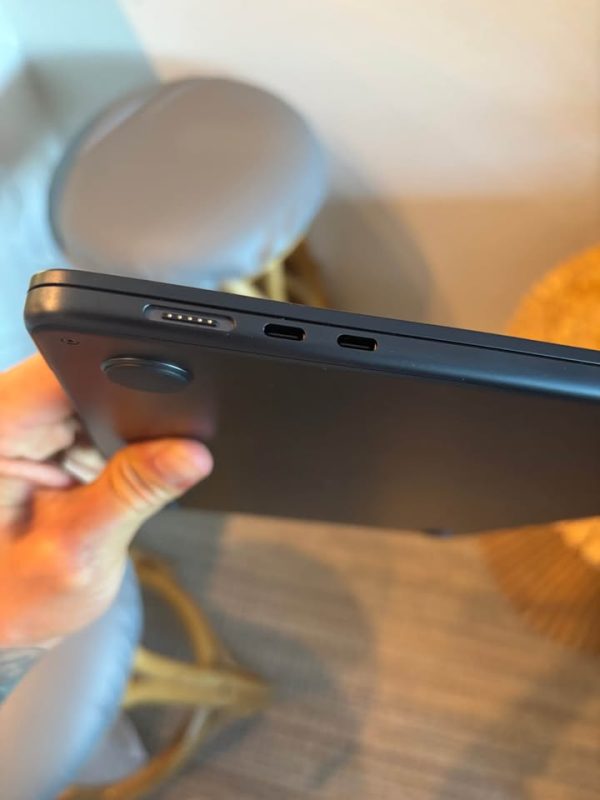 MacBook Air m4 chip (midnight)