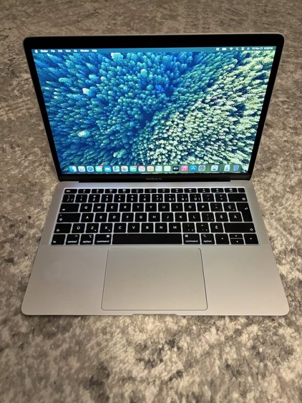 MacBook Air NEW BATTERY!