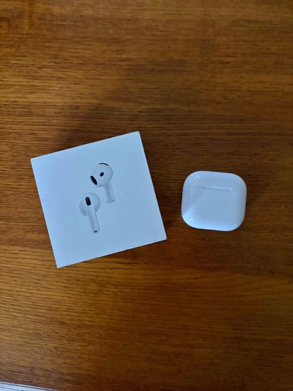 Apple AirPods 4 with ANC Open Box