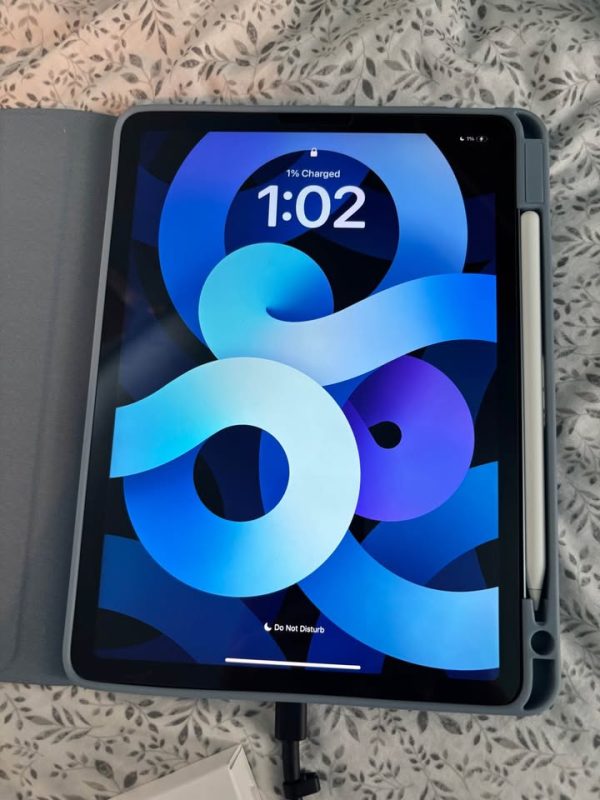 Apple iPad Air 4 - Apple Pencil gen 2 lot