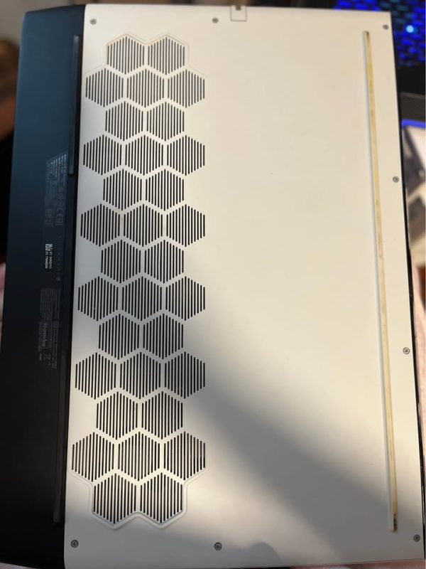 Alienware m17 R2 i7-9750H