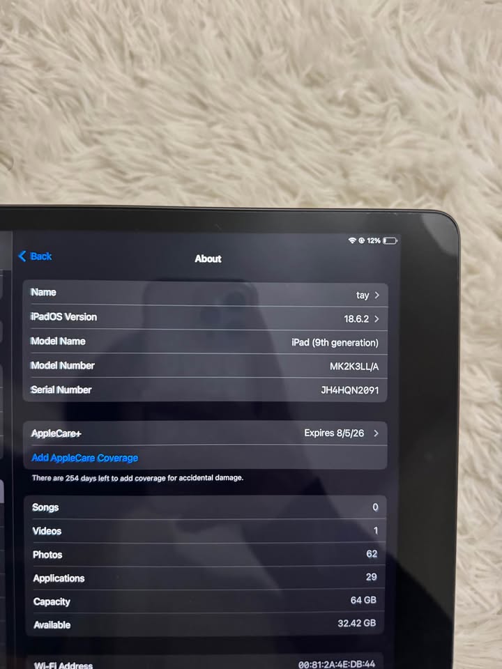 Model: iPad 2 Model: iPad