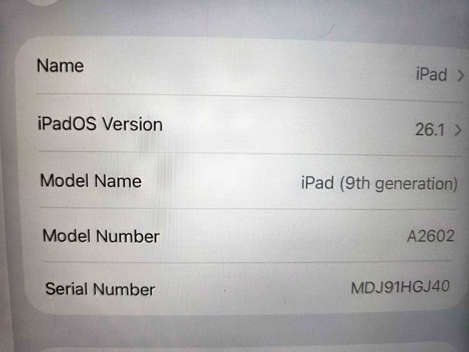 IPad 9th gen, 64gb 1 IPad 9th gen, 64gb