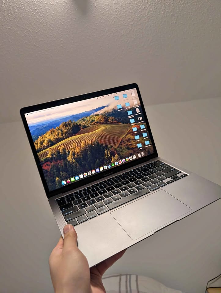 2020 Apple M1 MacBook Air 16gb 5 2020 Apple M1 MacBook Air 16gb