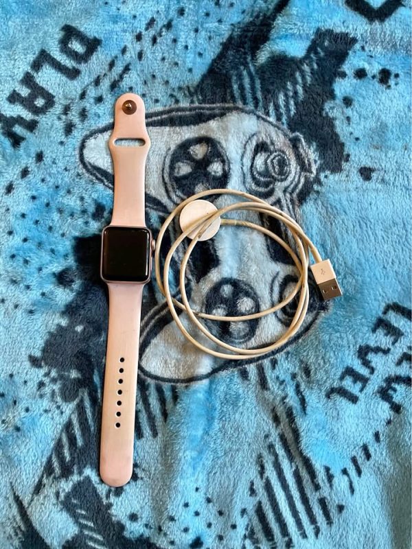Pink Apple Watch Series 3