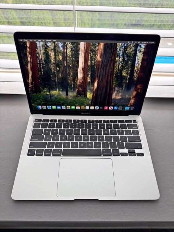 Late 2020 Apple MacBook Air M1 Laptop