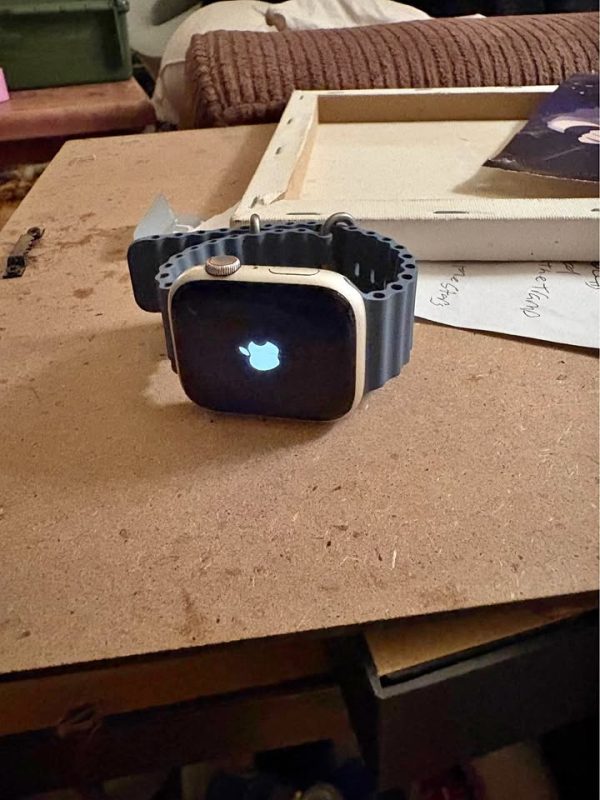 Apple Watch series 8 45MM