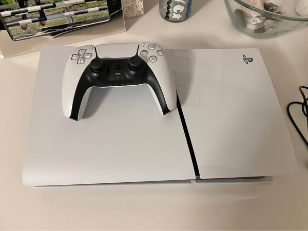 PlayStation 5 Digital Edition – Excellent Condition