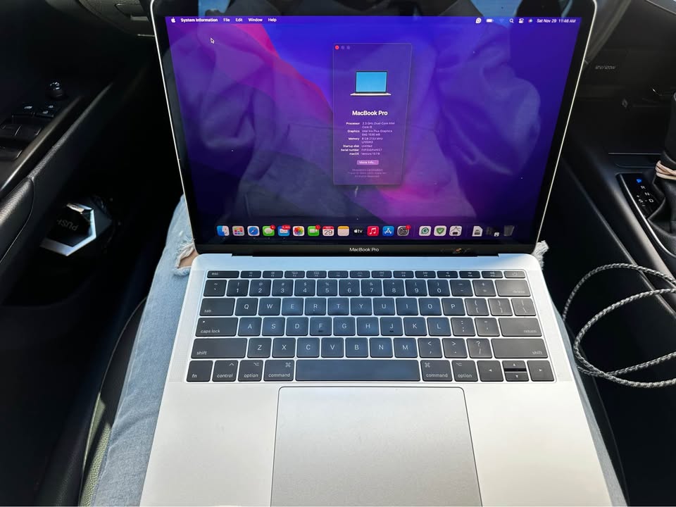 2017 Mac book 4 2017 Mac book