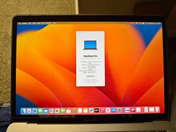 MacBook Pro ( Excellent Condition)