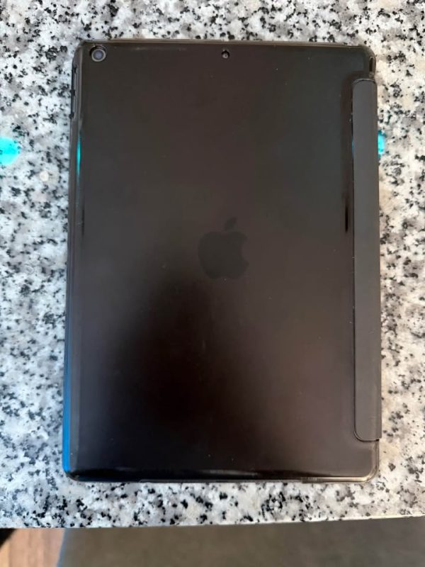 Apple iPad (9th Generation) 64GB, WiFi