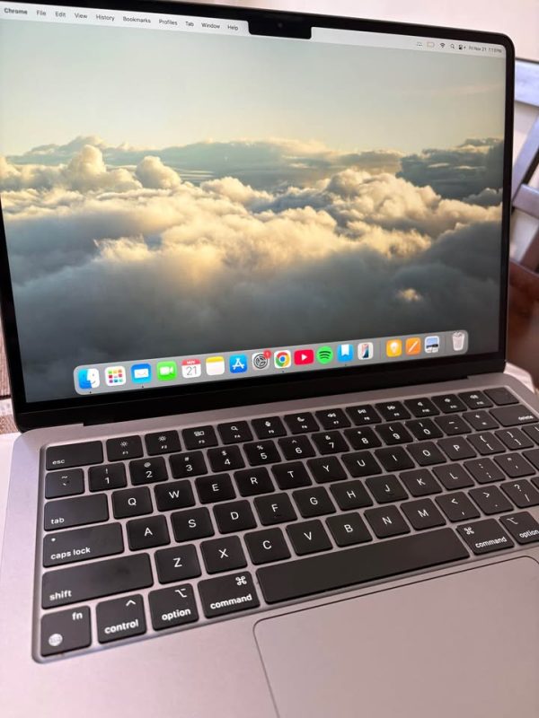 MacBook Air M3 Chip (2024)