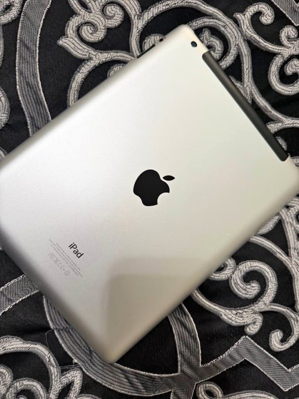 iPad 4 32 GB Black Grey WiFi + 4G Verizon