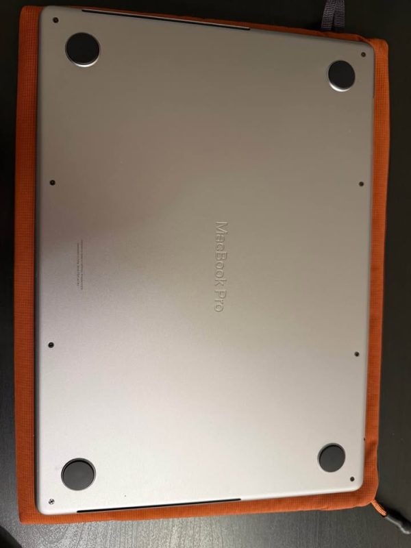 Macbook M3 pro 14.2”