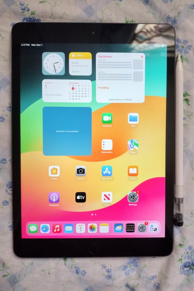 7th Gen IPad 32GB with Apple Pencil 2 7th Gen IPad 32GB with Apple Pencil
