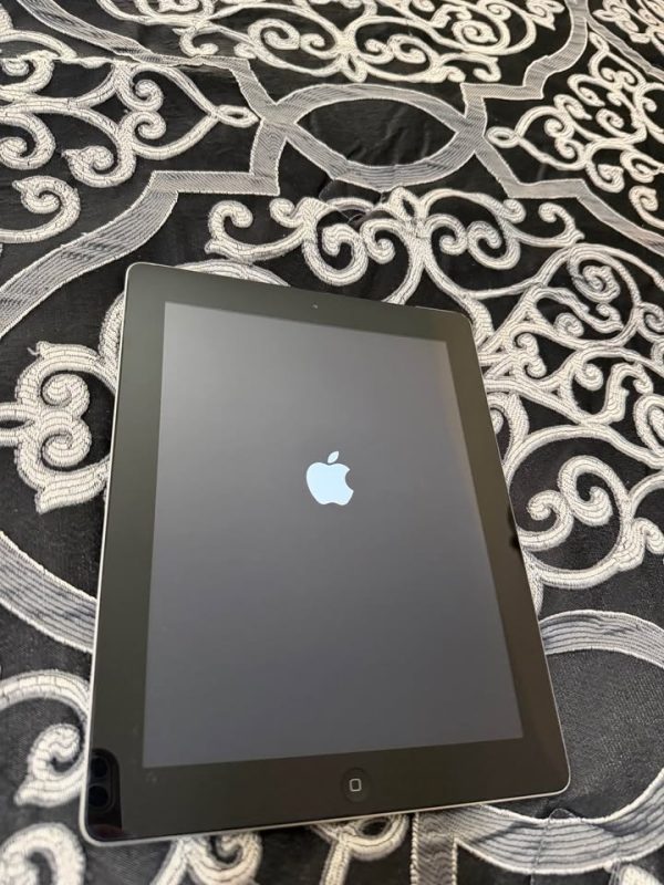 iPad 4 32 GB Black Grey WiFi + 4G Verizon