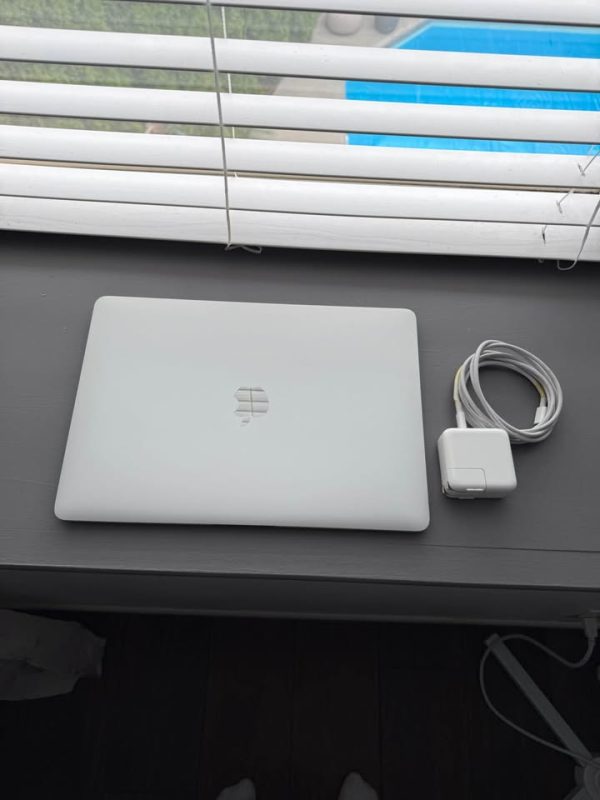 Late 2020 Apple MacBook Air M1 Laptop