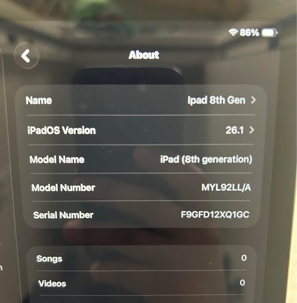 iPad Gen 8th 32gb iPadOS 26