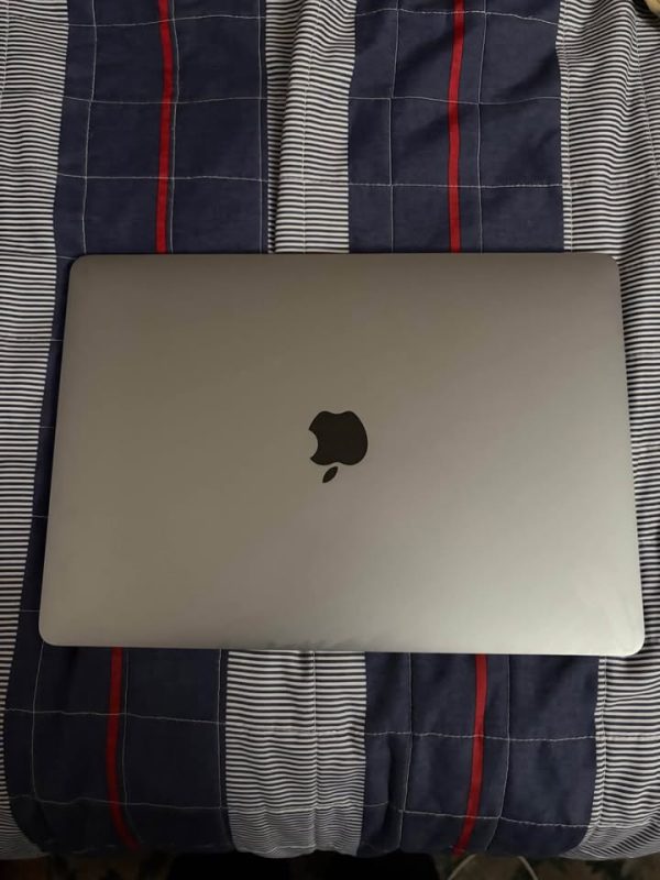 MacBook