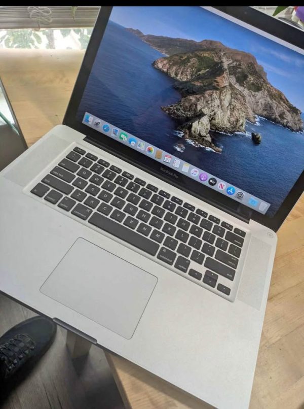 APPLE GRAY MACBOOK PRO 13