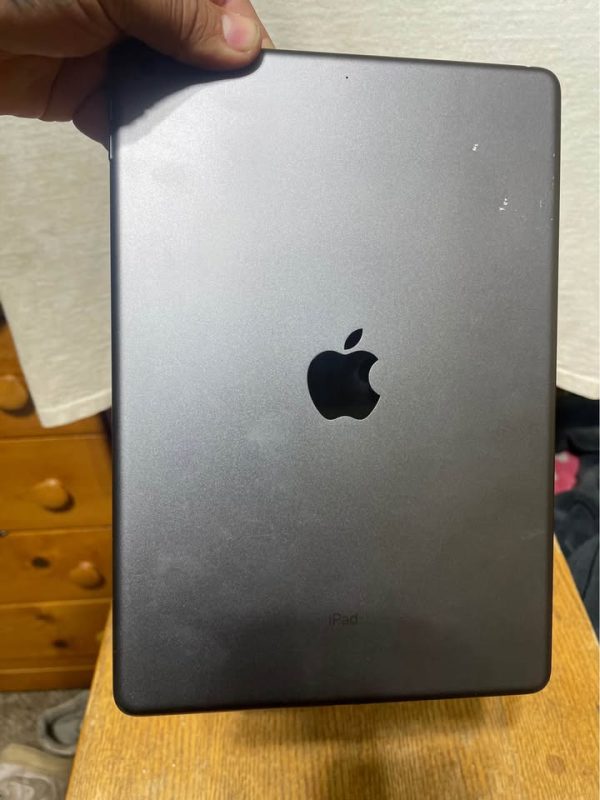 APPLE IPAD 8TH GEN MYL92LL/A | 10.2" | 32GB | UNLOCKED | SPACE GRAY