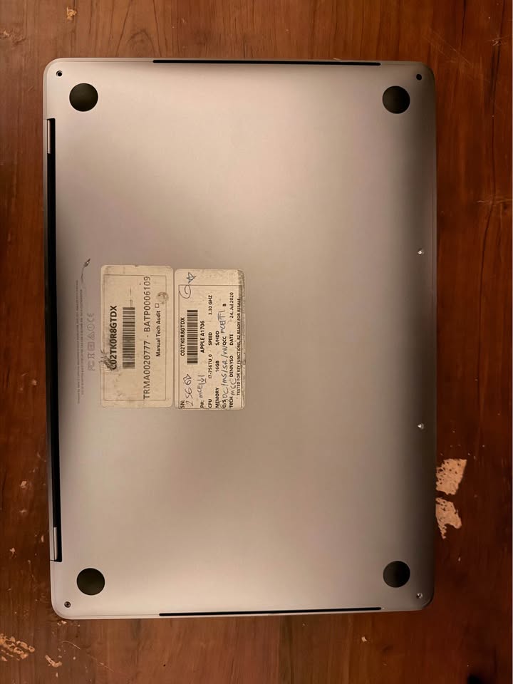 MacBook Pro Touch Bar 2 MacBook Pro Touch Bar