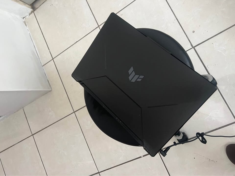 ASUS A17 Gaming Laptop 16GB ram upgrade (broken screen) + 15in Portable Monitor RYZEN 5 4600/GTX1650 3 ASUS A17 Gaming Laptop 16GB ram upgrade (broken screen) + 15in Portable Monitor RYZEN 5 4600/GTX1650