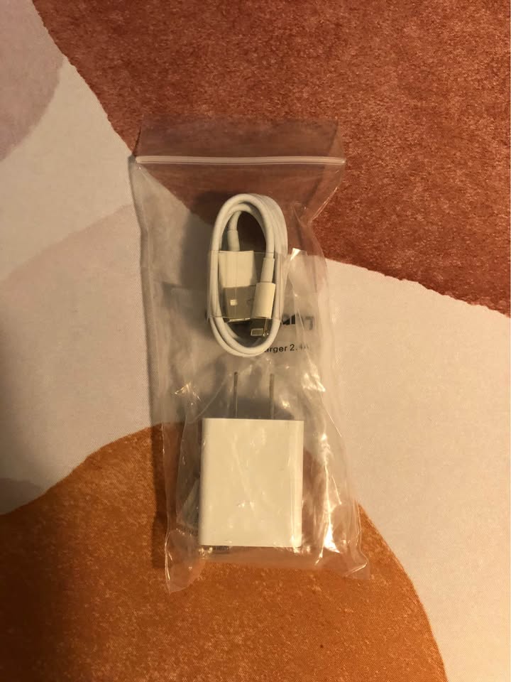 iPad 5th Gen 32GB White/Sliver 3 iPad 5th Gen 32GB White/Sliver