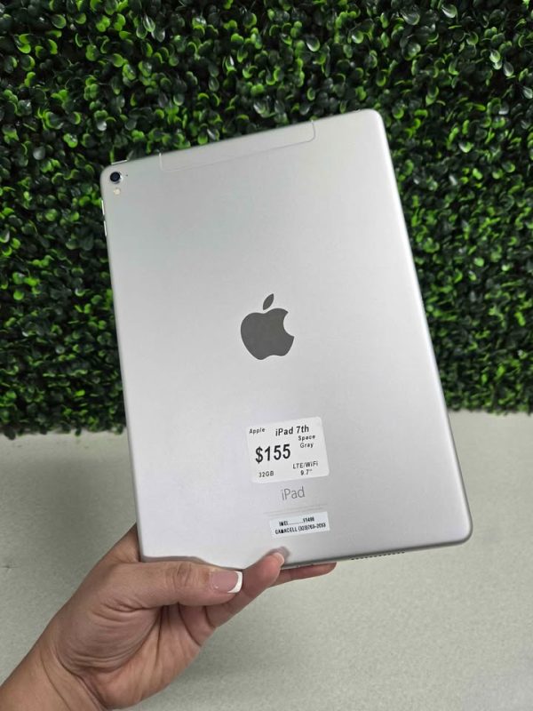 Apple iPad (Unlocked)