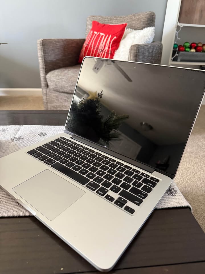2015 MacBook Pro 4 2015 MacBook Pro