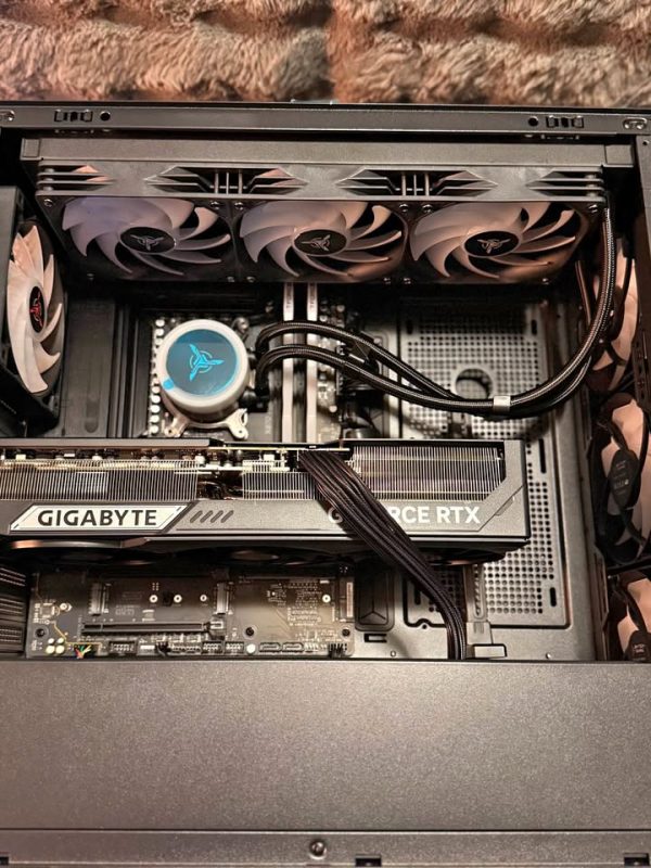 Water Cooled High-End AM5 7800X3D Gaming PC – No GPU (Bring Your Own GPU)