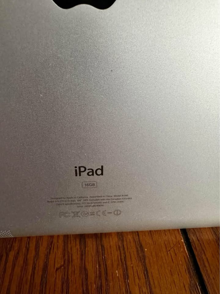 iPad 1st Generation 1 iPad 1st Generation