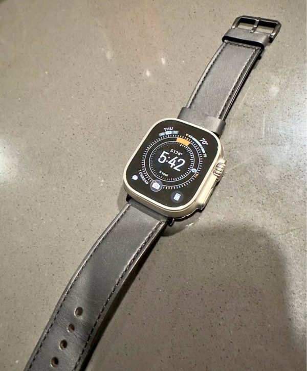 Apple Watch Ultra 2 49mm titanium